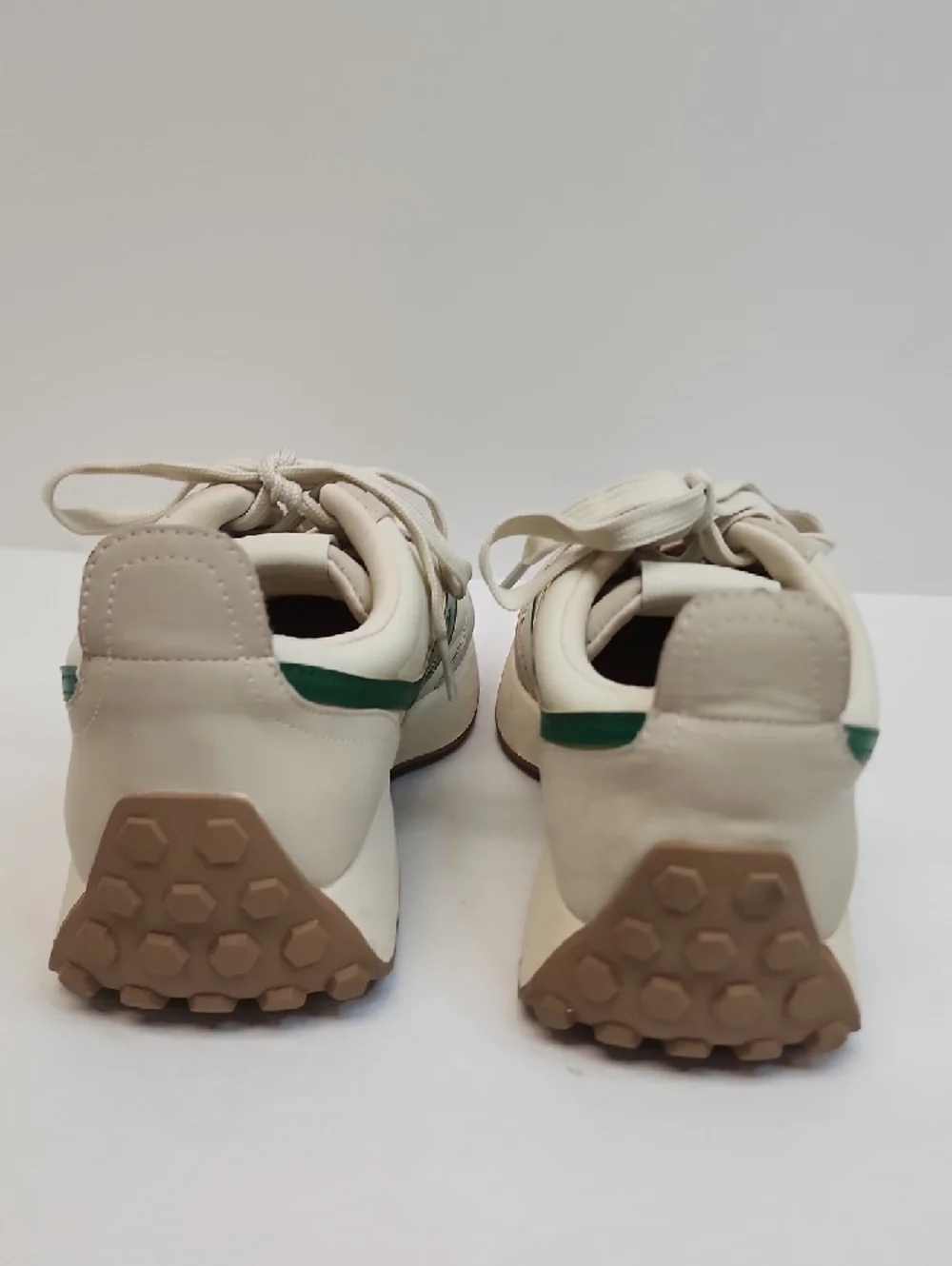 Dolce Vita Cream Beige Sneakers Green Stripe Lace Up Size 8.5